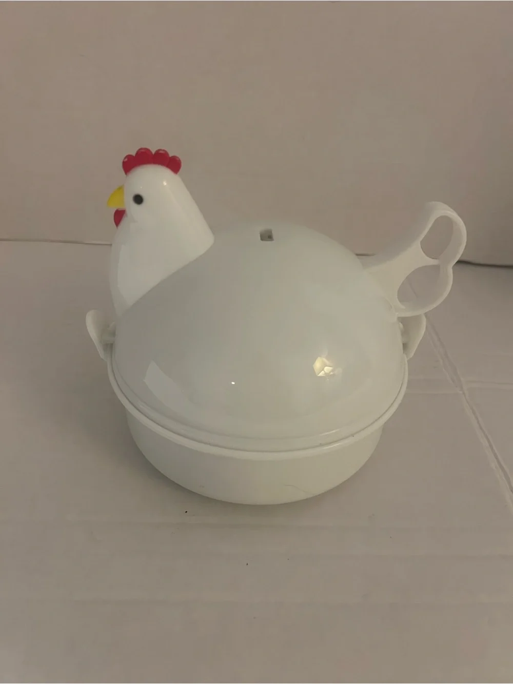 Chicken Shape Microwave Egg Cooker 4 Eggs Capacity Boiler Steamer Poacher Simple